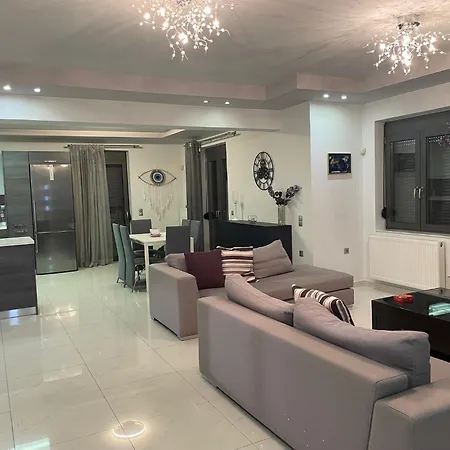 Irianna Villa *